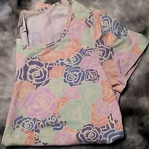LuLaRoe T-shirt